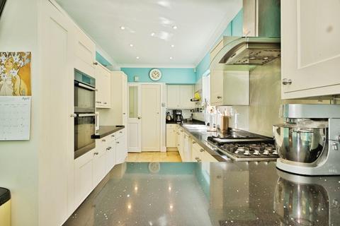 5 bedroom detached house for sale, Combe Street Lane, YEOVIL, Somerset, BA21