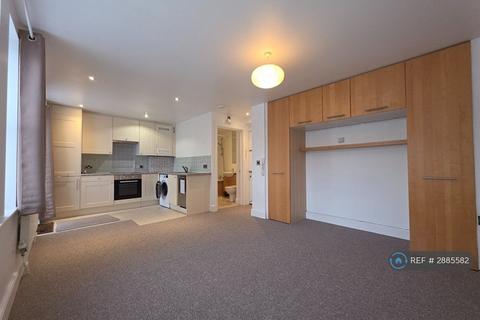 Studio to rent, Winchester Road, Southampton, SO16