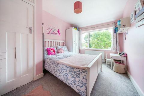 3 bedroom semi-detached house to rent, Windsor,  Berkshire,  SL4