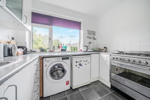 2 bedroom maisonette for sale, Rushmore Close, Bromley, BR1