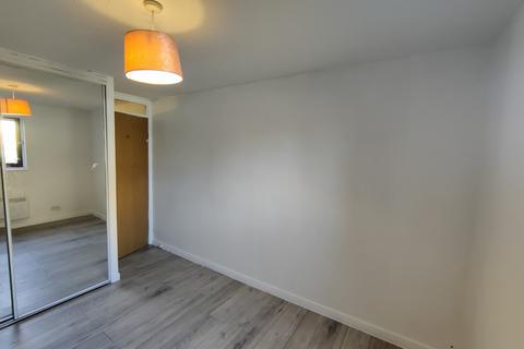 undefined, South Maybury EH12