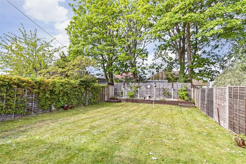 2 bedroom detached bungalow for sale, Hillingdon Road, Bexleyheath DA7