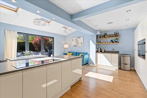4 bedroom end of terrace house for sale, 11 Cameron Toll Gardens, Edinburgh, EH16