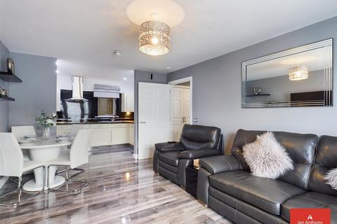 2 bedroom apartment for sale, Aughton Street, Brookside Aughton Street, L39