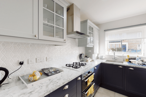 1 bedroom apartment to rent, Mayford Road, London, SW12