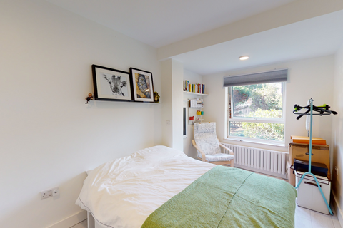 1 bedroom apartment to rent, Mayford Road, London, SW12