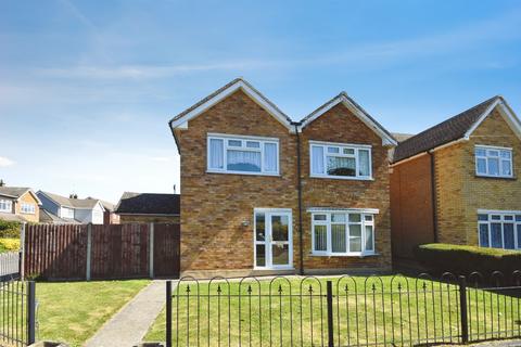 4 bedroom detached house for sale, Bodmin Road, Chelmsford