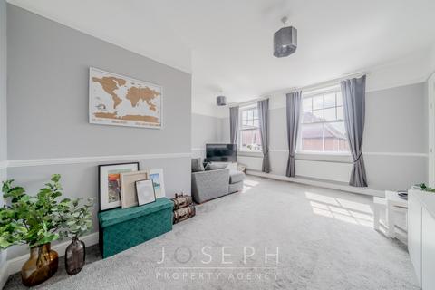 3 bedroom flat for sale, Foxhall Road, Ipswich, IP3
