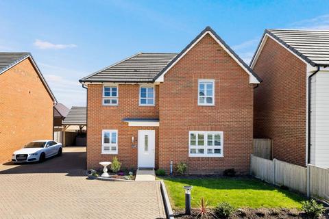 4 bedroom detached house for sale, Whinchat Rise, Whitfield, Dover, CT16