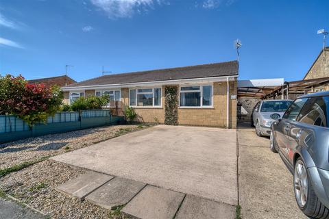 2 bedroom semi-detached bungalow for sale, Downsview Drive, Gillingham