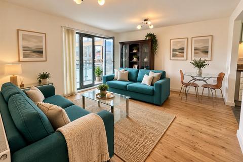 2 bedroom apartment for sale, St Stephens Court, Marina, Swansea