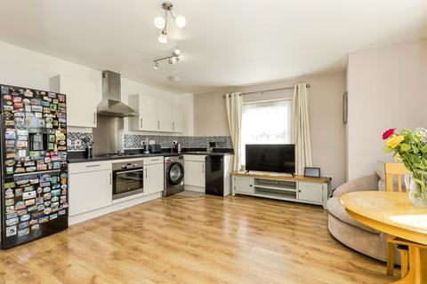 2 bedroom flat for sale, Somerley Drive, Crawley, West Sussex, RH10