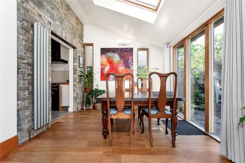 4 bedroom semi-detached house for sale, Rathmore Road, Cambridge
