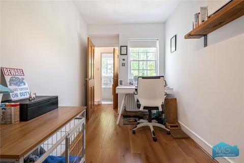 2 bedroom terraced house for sale, Hammers Lane, Mill Hill, London, NW7