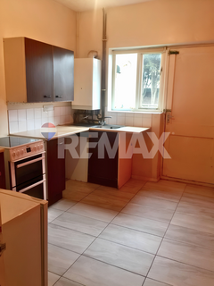 2 bedroom terraced house to rent, Albany Road, Romford RM6