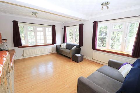3 bedroom semi-detached house for sale, Cairngorm Place, Farnborough GU14