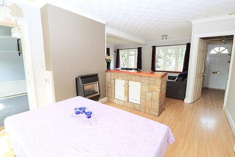 3 bedroom semi-detached house for sale, Cairngorm Place, Farnborough GU14