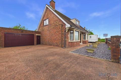 3 bedroom bungalow for sale, Dronsfield Road,  Fleetwood, FY7