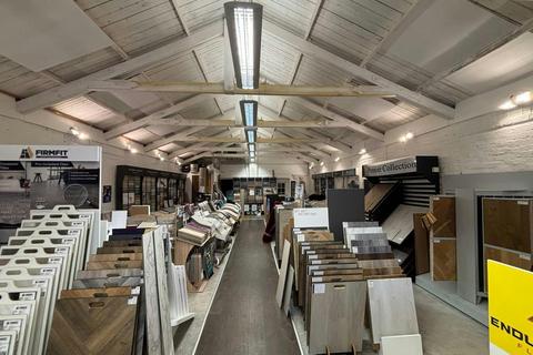 Retail property (high street) to rent, 340 Battlefield Rd Glasgow G42 9JD