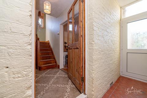 4 bedroom detached house for sale, Victoria Place, Ryde