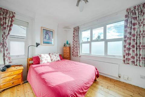 2 bedroom end of terrace house for sale, Coteford Street, Tooting, London, SW17