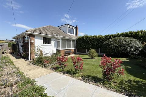 2 bedroom semi-detached bungalow for sale, Park Road, Clayton West, Huddersfield, HD8 9PS