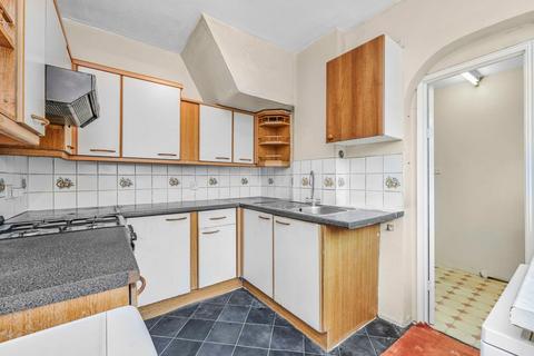 6 bedroom end of terrace house for sale, Westway, Raynes Park, London, SW20