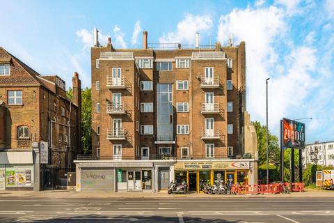 undefined, Streatham High Road, London SW16