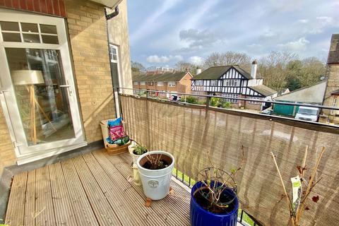 2 bedroom apartment for sale, Oaklands Road, Bromley BR1