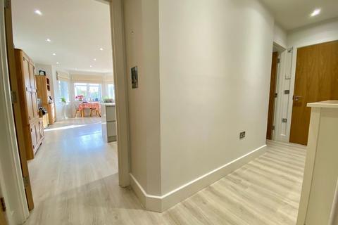 2 bedroom apartment for sale, Oaklands Road, Bromley BR1