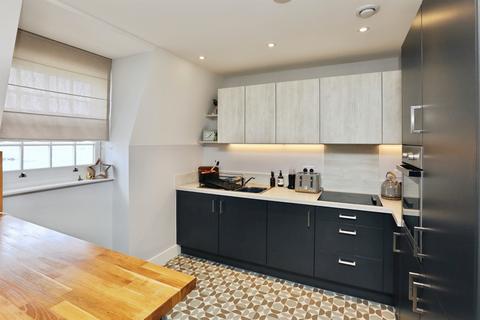 2 bedroom apartment for sale, Weevil Lane, Gosport