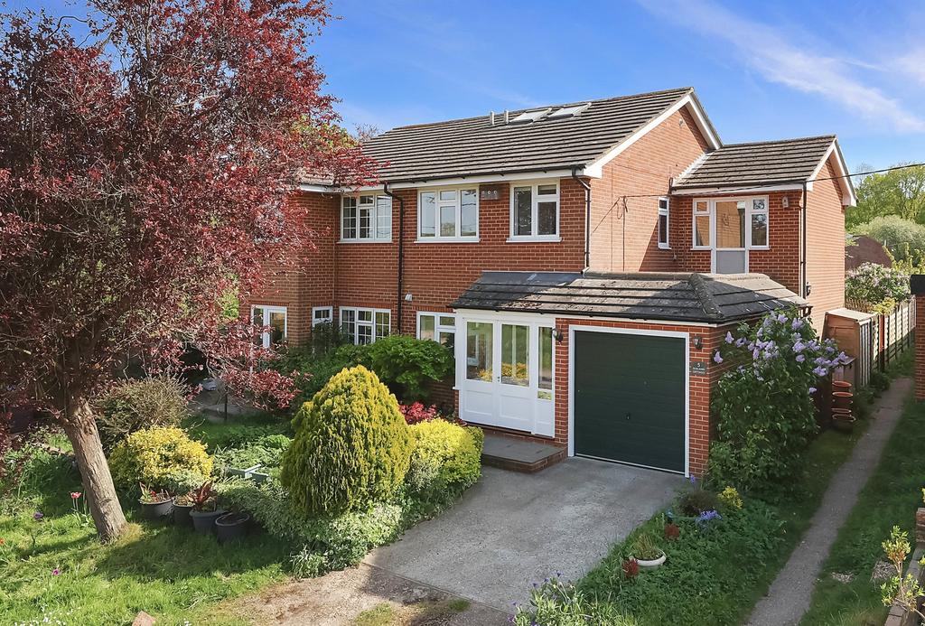 4 bedroom semi-detached house for sale in Dorking on OnTheMarket 4 bedroom semi-detached house for sale in Dorking on OnTheMarket