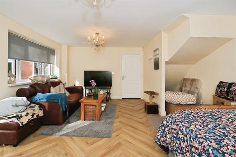 3 bedroom detached house for sale, Magistrates Road, Hampton Vale, Peterborough