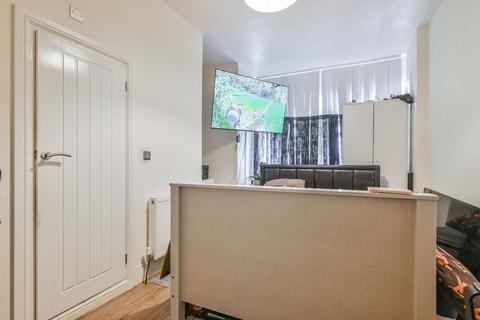 undefined, Myddleton Road, Wood Green, London, Greater London, N22, Wood Green, London, N22