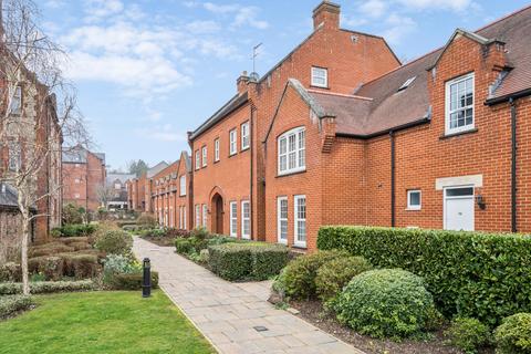 2 bedroom ground floor flat for sale, Whielden Street, Old Amersham