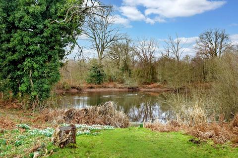 4 bedroom terraced house for sale, Common Lane, Burnham, Buckinghamshire, SL1