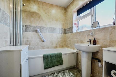 3 bedroom detached bungalow for sale, Mere Booth Road, Langrick, Boston