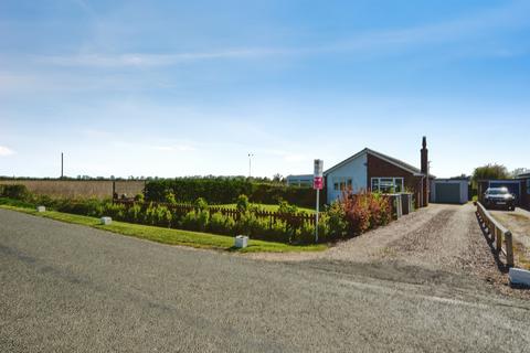 3 bedroom detached bungalow for sale, Mere Booth Road, Langrick, Boston