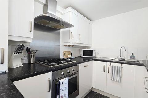 2 bedroom flat for sale, Newry Beach, Holyhead, Isle of Anglesey, LL65