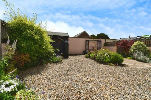 2 bedroom end of terrace house for sale, Victoria Avenue, Ripon
