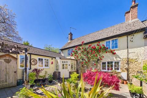 undefined, Main Street, Oakham LE15