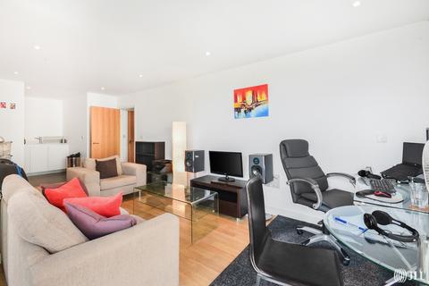 1 bedroom apartment to rent, Goodchild Road London N4