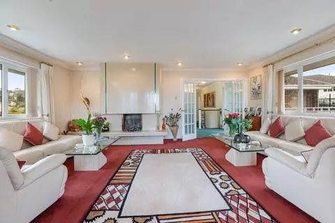 7 bedroom detached house for sale – pohled 5