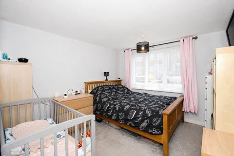 2 bedroom apartment for sale, Gardeners End, Bilton, Rugby, CV22