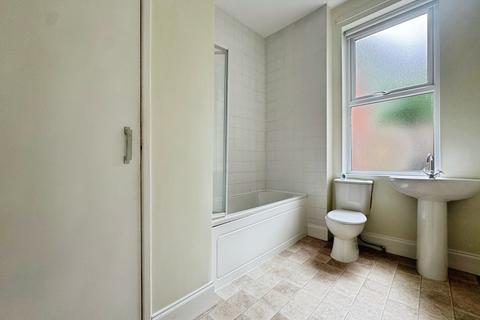 1 bedroom flat for sale, Lansdowne Terrace, North Shields NE29