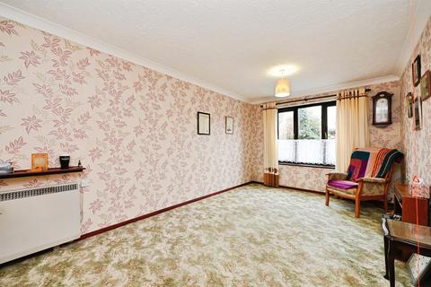 2 bedroom apartment for sale, Lavender Court, Gaywood, King's Lynn