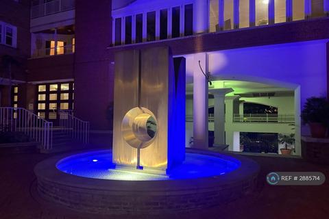 1 bedroom flat to rent, New Caledonian Wharf, London, SE16