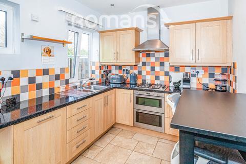 2 bedroom house to rent, Kentons Lane, Windsor, SL4
