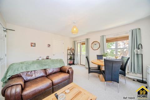 2 bedroom apartment for sale, Charterhouse Close, Brackley, NN13