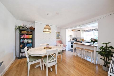 3 bedroom semi-detached house for sale, Midland Avenue, Stapleford, Nottingham